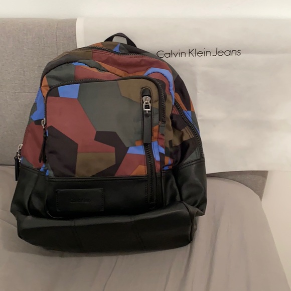 Calvin Klein Jeans Other - Calvin Klein Jeans Camo Print Backpack Leather